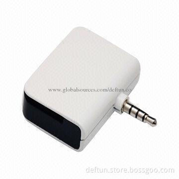 Mobile Magnetic Card Reader for iOS, Google's Android with 3.5mm Audio Jack